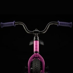 Trek Precaliber 12 Pink Kids Bike with Stabilisers (6)