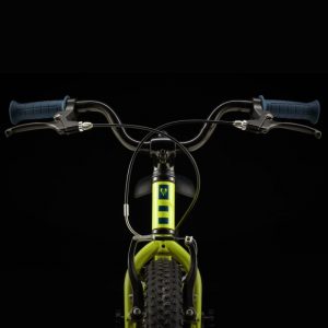 Trek Precaliber 16 Volt Kids Bike with Stabilisers (3)