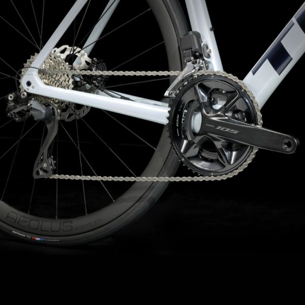 Trek Émonda SL 6 Carbon Road Bike Shimano 105 Group Set
