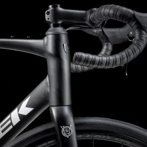 Trek Domane AL 5 Gen 4 Matte Black (2)