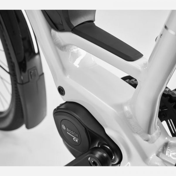 Diamant Zing Trip Core EBosch Performance CX Drivetrain (1)